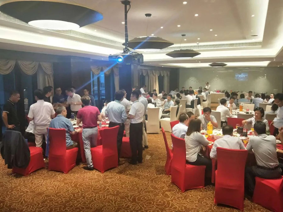 九游会J9 | 苏州电子智能制造国际高峰论坛暨答谢晚宴完满举办